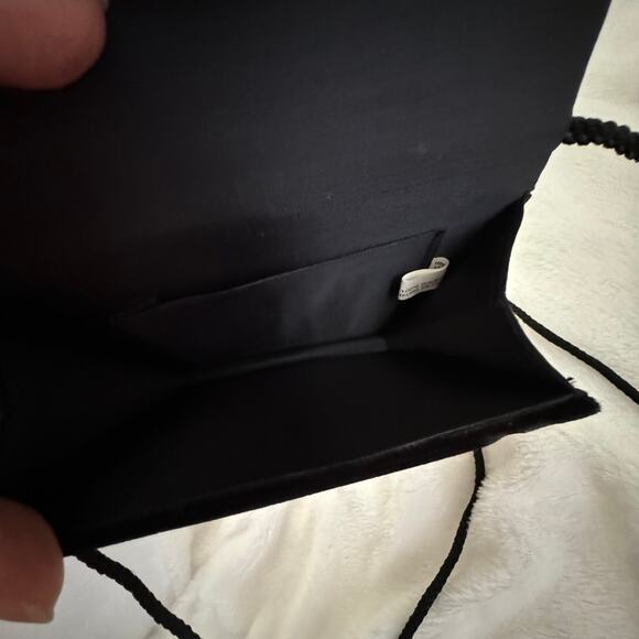 Small Black Velvet and Gold Brocade Crossbody Purse with Tassel Never Used New - Picture 4 of 8